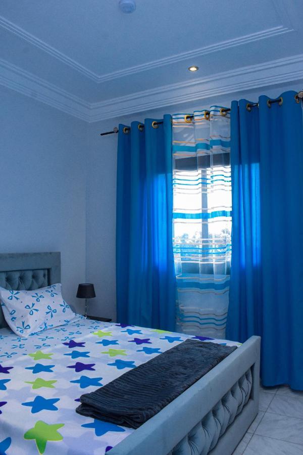 Residence Deluxe Yaoundé Buitenkant foto