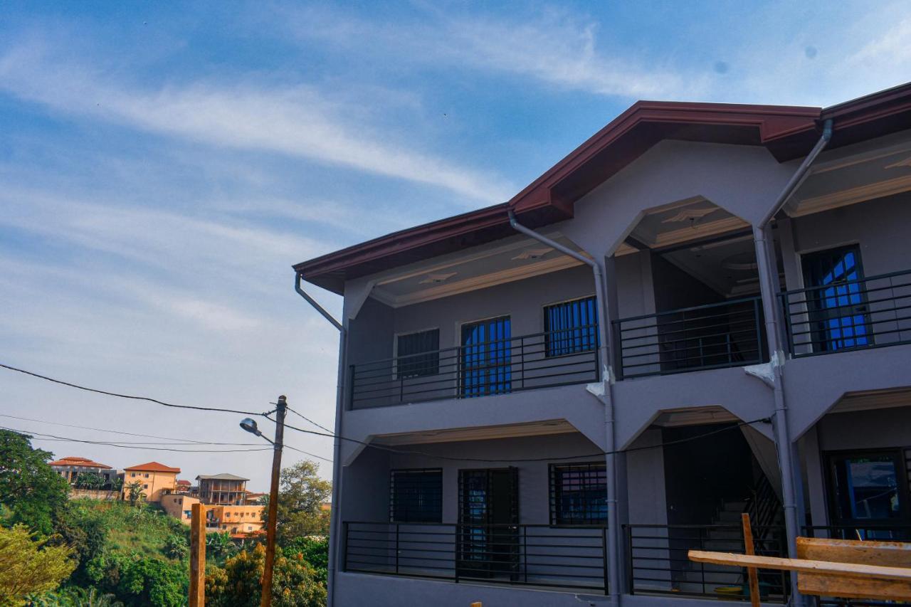 Residence Deluxe Yaoundé Buitenkant foto
