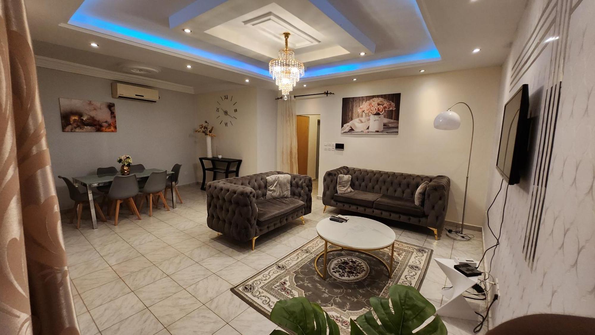 Residence Deluxe Yaoundé Buitenkant foto